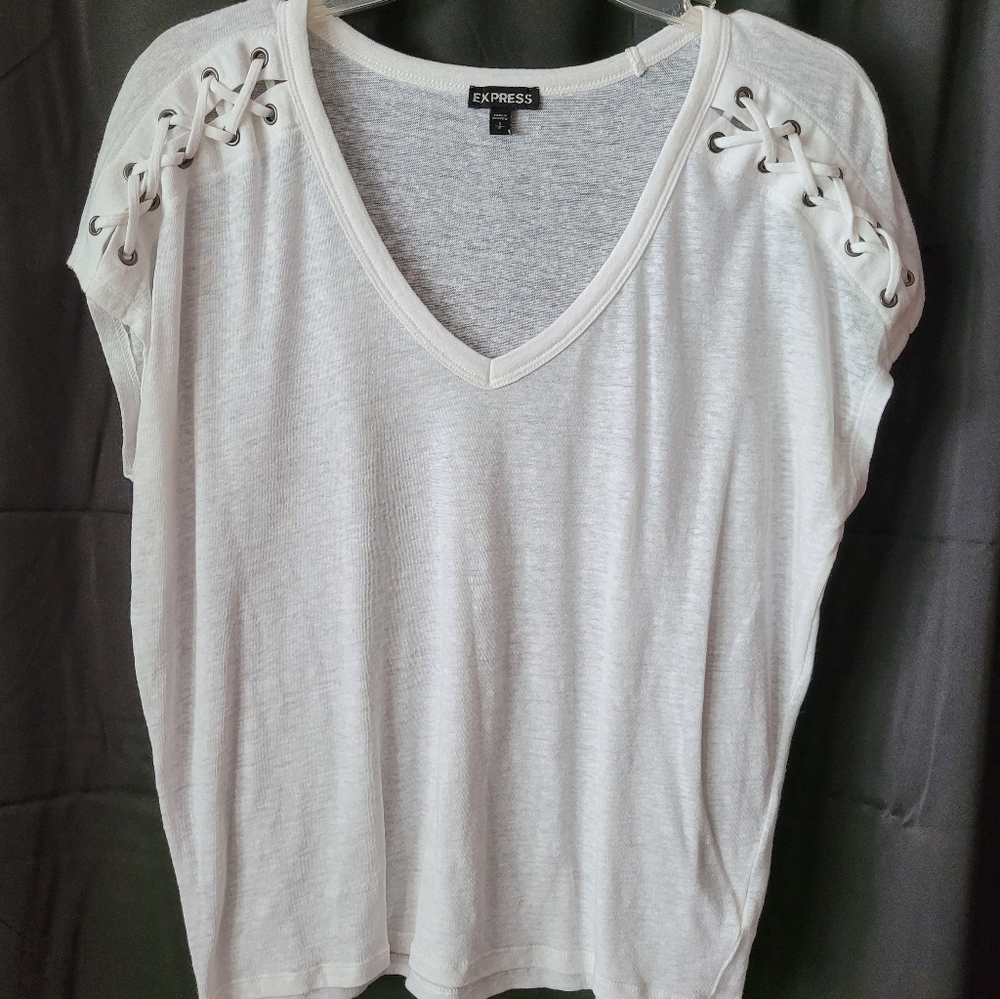 Express T-shirt - small